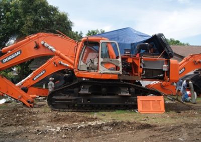 Rekondisi 8 unit Excavator Doosan 500 LC-V
